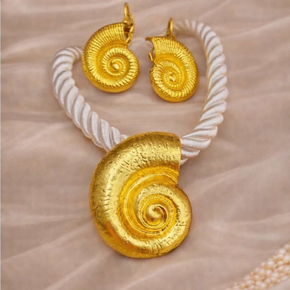 Gold Seashell Necklace And Earrings Set